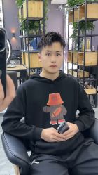 -藤野造型烫染·漂发