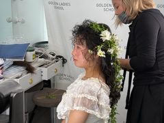 -金夫人化妆摄影职业培训学校