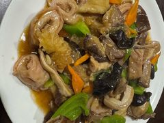 -金卯白肉罩火烧