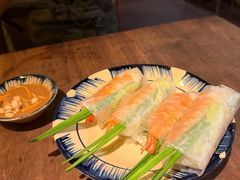 -Cuc Gach Quan Restaurant