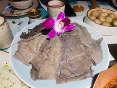 -墨居上隐·院子里火锅(峨眉店)