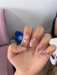 -尤米一站式美甲美睫