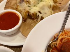 -城市大道红炉披萨烘焙坊