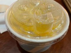 -麦当劳(展览路店)