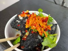 -黑色经典臭豆腐·湖南特产(坡子街店)