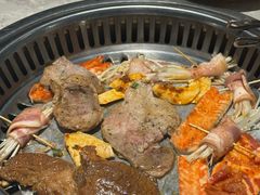 -汉金城海鲜烤肉自助百汇(威海威高广场店)