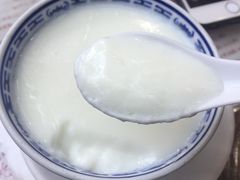 双皮奶-周大娘牛乳(旧寨古村总店)