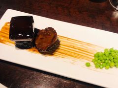 鲍鱼红烧肉-杭州西子湖四季酒店·金沙厅