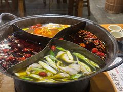 -白乐天毛肚火锅馆(南滨路店)