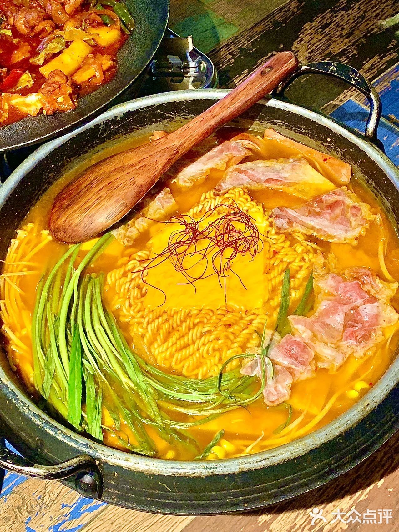 阁下 请和我一起吃韩料🇰🇷吧～