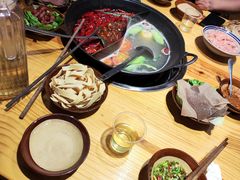 -乐闹闹重庆火鍋(民治店)