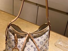 -LV路易威登(王府井半岛酒店)
