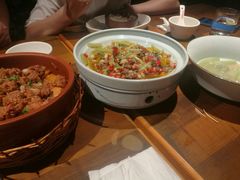 -洞庭土菜小炒馆(易发广场店)