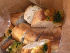 蒜香法棒-81BAKERY(大学路店)