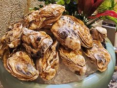 -广州万富希尔顿酒店·感趣自助餐厅·金秋蟹宴生蚝海鲜刺身