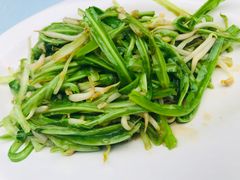 -明记烧鱼美味店