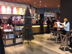-星巴克臻选(周浦万达店)
