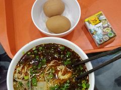 -牛一嘴·兰州牛肉面·大盘鸡(财富中心店)