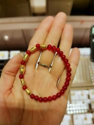 -六福珠寶(银泰百货大红门店)