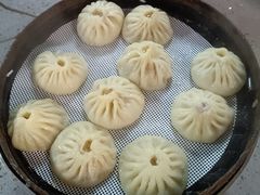 灌汤小笼包子-小街锅贴(西工饭庄七分店)