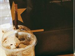 -星巴克臻选(上海陆家嘴中心店)