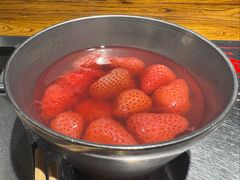 蜜蜜草莓-KAOKAO烤烤·丹东海鲜烧烤(望京店)