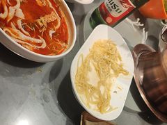 -谷丽羊肉串·新疆鲜货烧烤馆·清真·夜宵(长沙首店)