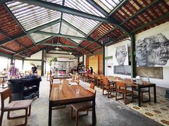 -喜洲吧·江畔老船厂·庭院餐厅(喜临院店)