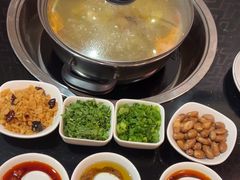 -丫丫汤膳打边炉(宏府408坊店)