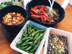 -川流不息·地道川菜·小龙虾(新松江路店)