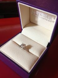 -威德钻石-克拉钻大本营(南京东路店)