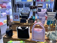 -王权免税店(普吉机场店)