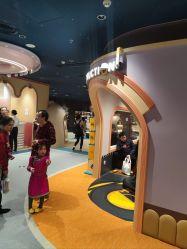 -奈尔宝家庭中心·亲子餐厅(北京东坝万达店)