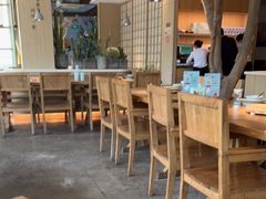 -蜜桃餐厅·伴山(湖滨商业街店)