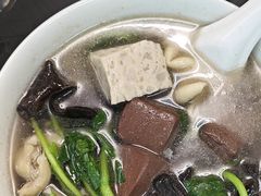 -田海鹰猪血汤(平东一街店)