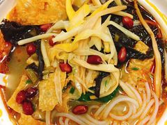 -丽丽三鲜螺蛳粉(田林路店)