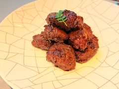 沪市牛肉粒-屋里厢上海菜馆