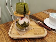 -FLOVIE FLORIST CAFE