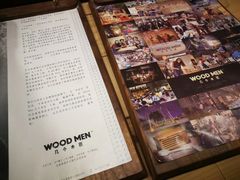 -几个木匠匠人厨房