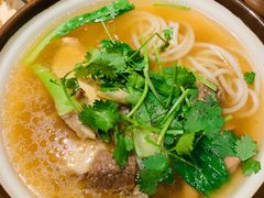 -谢大牛馆·中式卤牛排(老店)