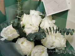 -亭亭鲜花店(中山北路店)