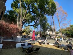 -J Create城市露营咖啡·简餐·宠物(上海动物园店)