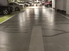 -荟聚西红门购物中心-停车场