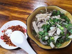 -周记翘脚牛肉