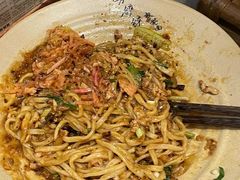 -方铲铲·成都板凳面(滨江银泰店)