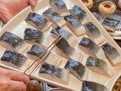 -围炉肉舍•炭烤活鳗•丹东海鲜烤肉(步行街店)