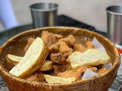 韩式炸鸡-MI WU FACTORY米屋美食工厂餐厅(绿地店)
