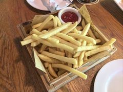 -Geneva日内瓦餐厅(西郊宝成花苑店)