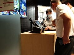 -麦当劳(湖滨路店)
