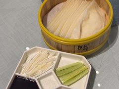 -悦色烤鸭店